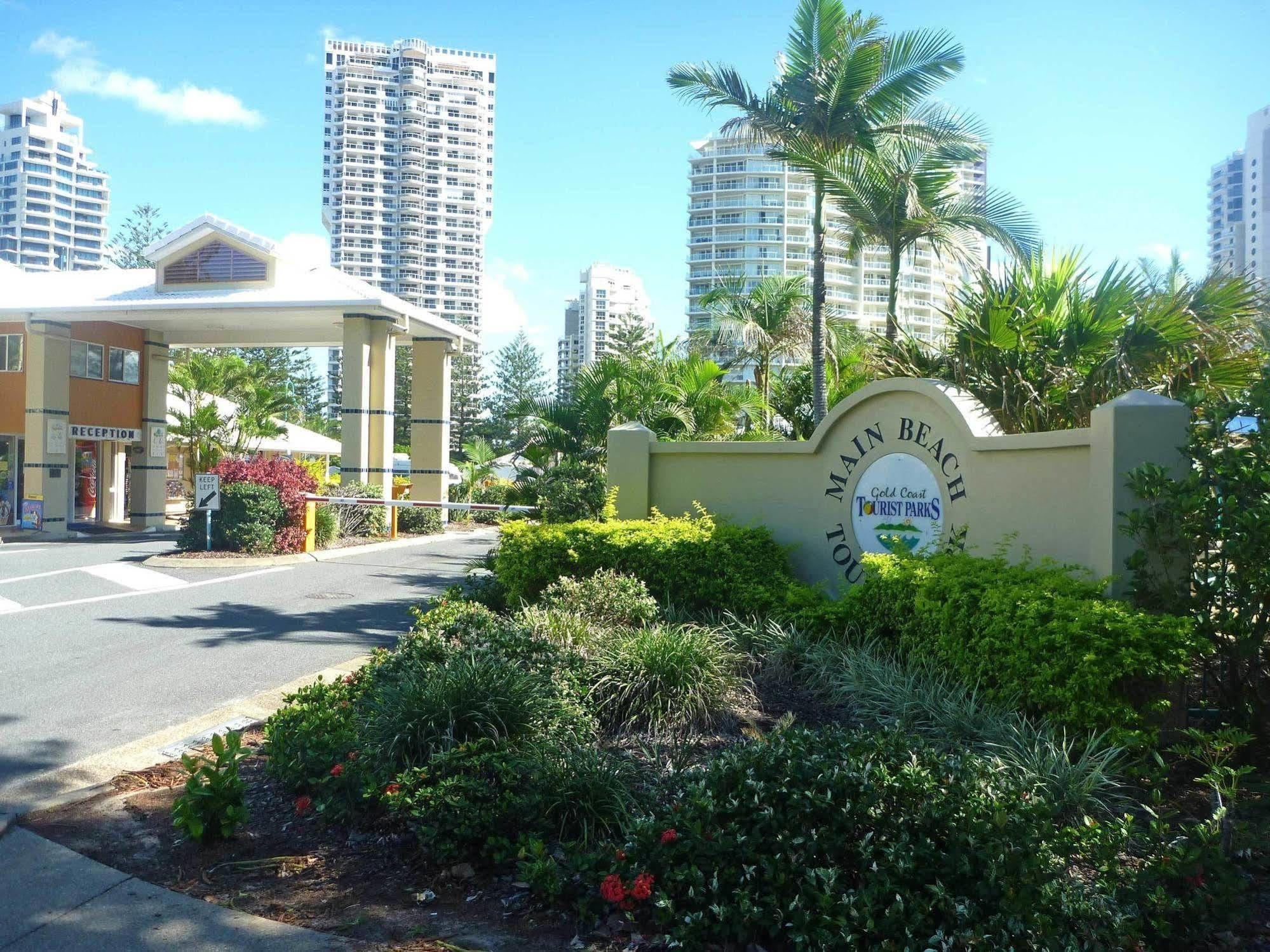 Main Beach Tourist Park Bagian luar foto